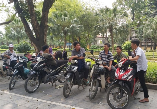 Internal migrant workers in Ha Noi face poverty, danger